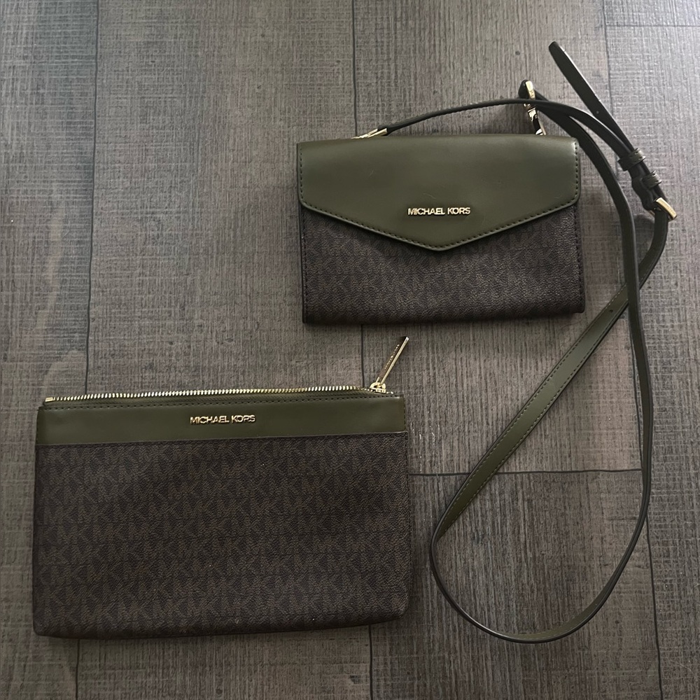Michael Kors - Picture 2 of 6